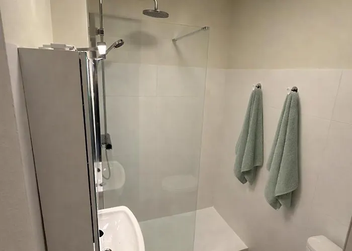 Διαμέρισμα Petit Cocon Sur Le Port D'hyeres Avec Parking, Proche Des Plages